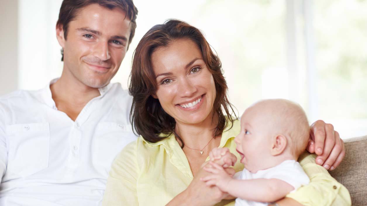 Congé parental 2024 : ce qu'il est, comment il fonctionne et la nouvelle indemnité de 80 %.
